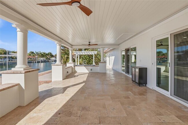 Building Photo - 3918 Americana Dr