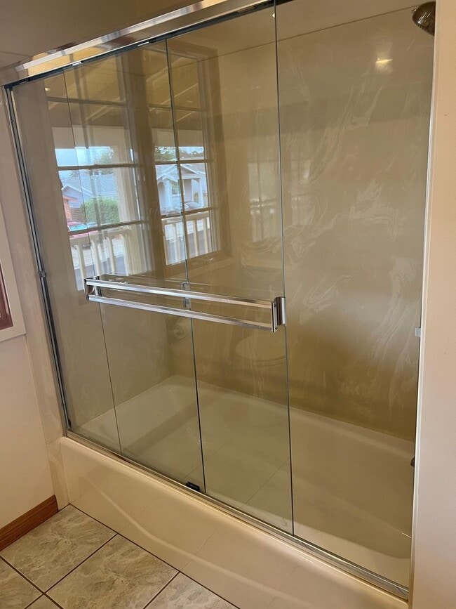 Building Photo - Elegant Executive Home Westborough SSF  5 ...