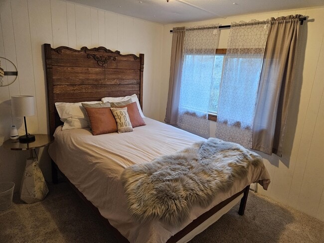 Building Photo - 2006 WY-352