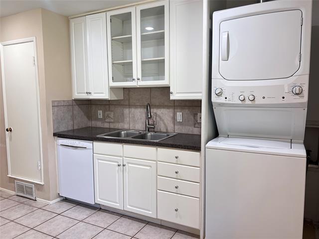Building Photo - 811 Sherbrook Dr