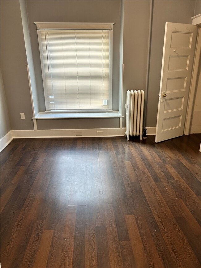 Building Photo - 426 W Clinton St