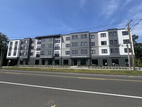 Building Photo - 211 Ferry Blvd