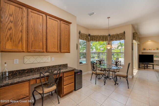 Building Photo - 477 Pirate's Moon Ct