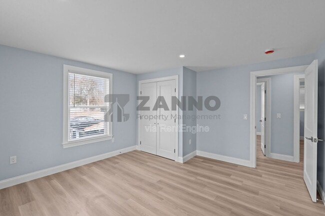 Building Photo - 24 Vernon Ave