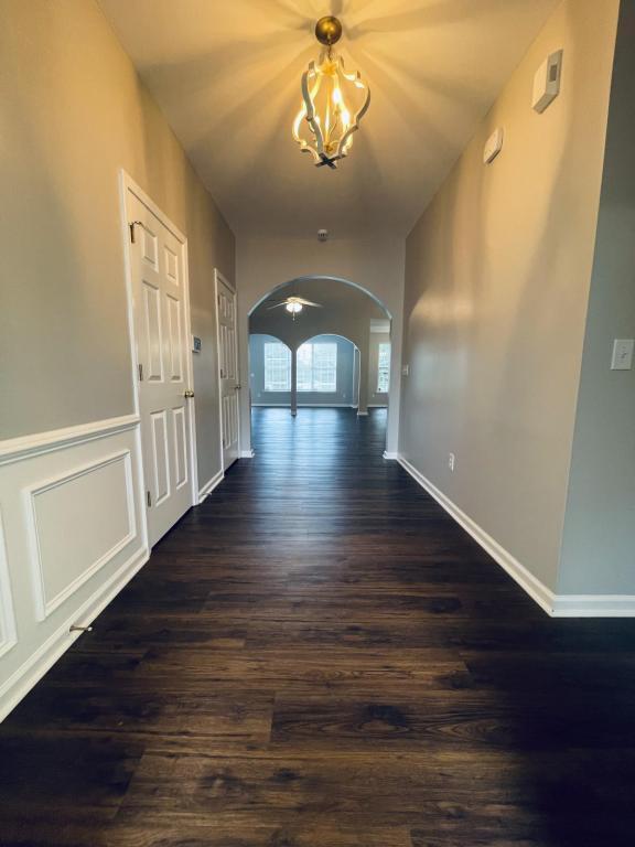 Building Photo - 156 Largess Ln