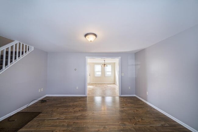 Building Photo - 441 1st Ave