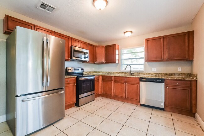 Building Photo - 1264 Rising Sun Blvd