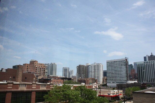 Balcony View - 817 W Washington Blvd