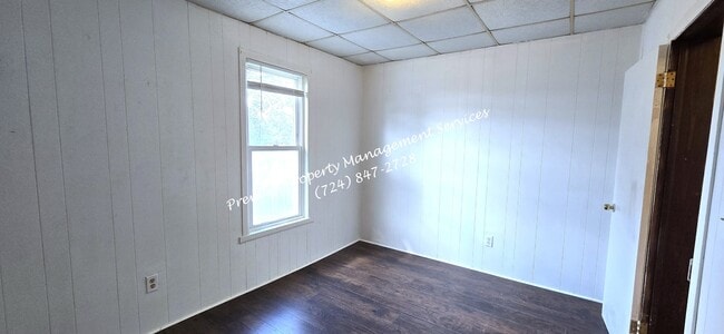 Building Photo - 76 2nd Ave
