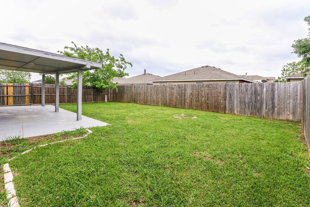 Building Photo - 4113 Hunters Creek Dr