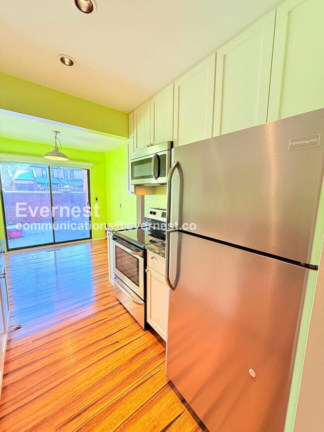 Building Photo - 1129 Kirts Blvd