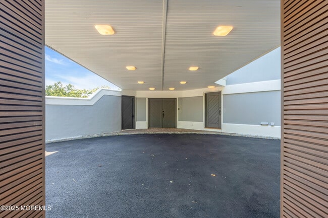 Building Photo - 401 Overlook Dr