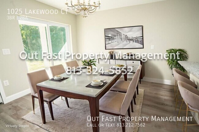 Building Photo - 1025 Lakewood Ct