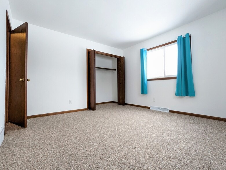 Bedroom 1 - 712 Brandie Rd