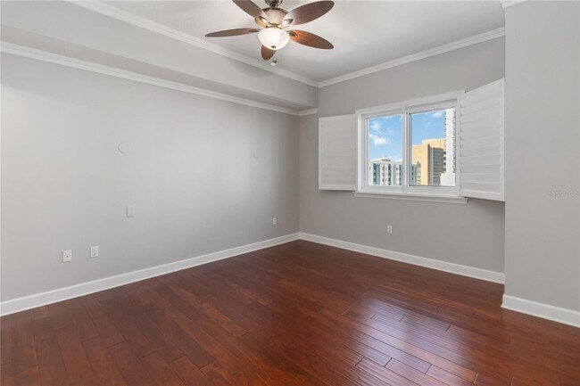 Building Photo - 100 S Eola Dr