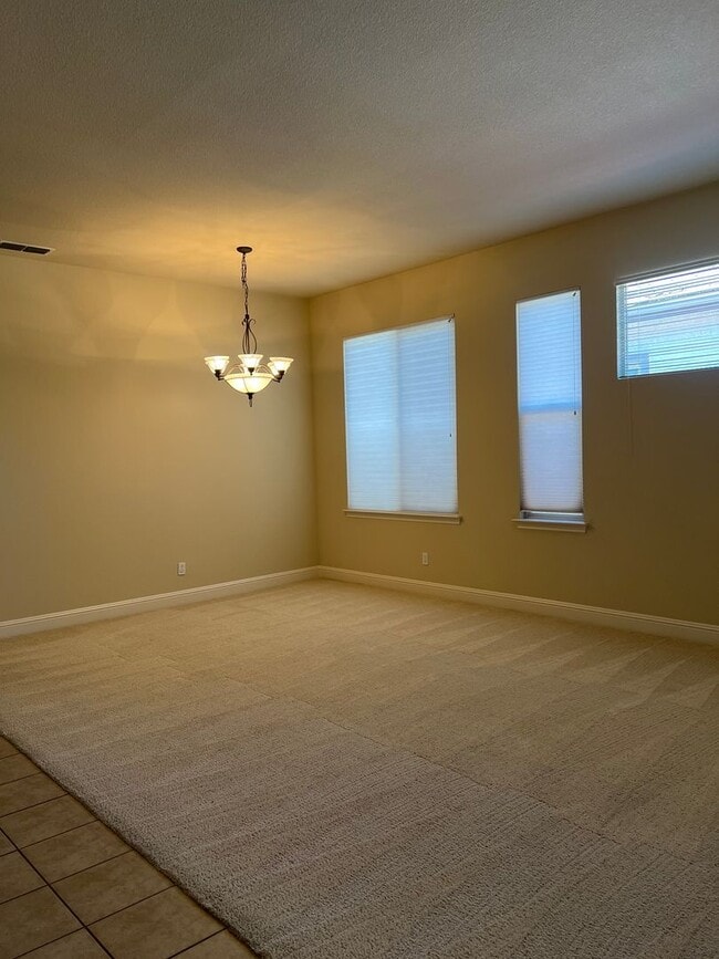 Building Photo - 1256 Jorgenson Dr