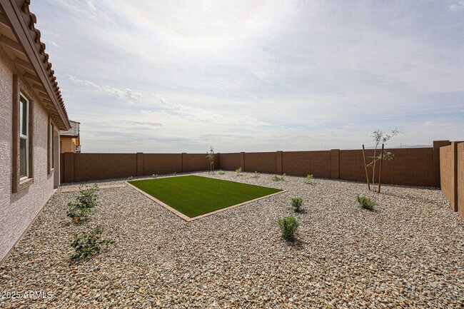 Building Photo - 17357 W Smoketree Dr