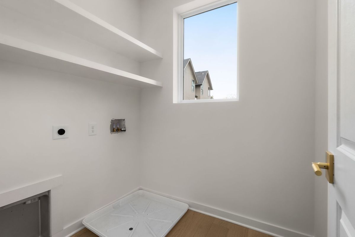 Building Photo - 909 Cheatham Pl