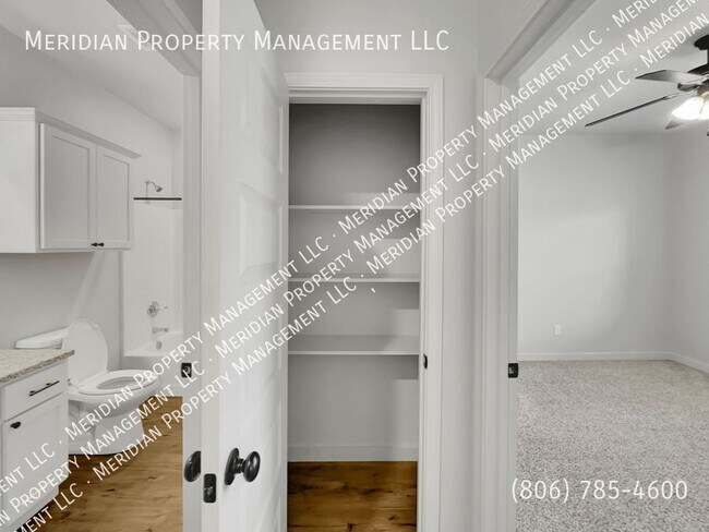 Building Photo - 1204 N Seventh St-