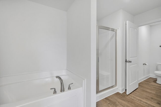 Building Photo - 2452 Belltown Dr SW
