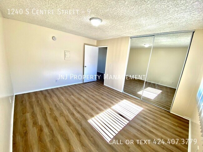Building Photo - 1240 S Centre St