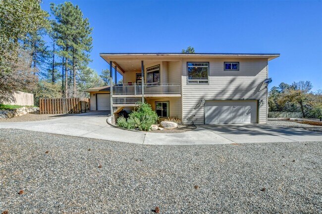 Building Photo - Beautiful home in the Mountain Club!