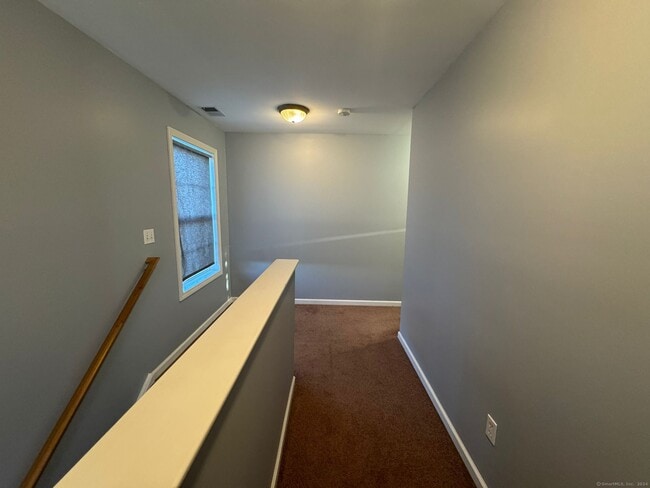 Building Photo - 59 Gilbert Ln