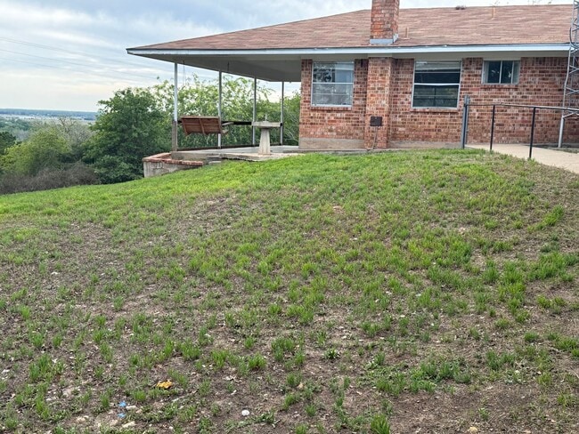 Building Photo - 713 FM 153