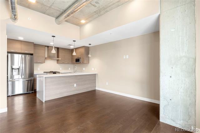 Building Photo - 1515 Julian St