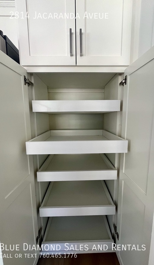 Building Photo - 2814 Jacaranda Ave