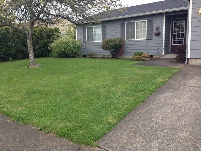 Building Photo - 2580 Lyon St SE