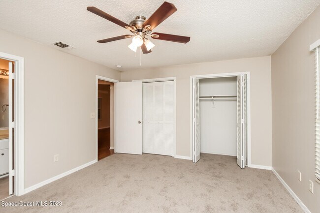 Building Photo - 1054 Fairplay Ave NW