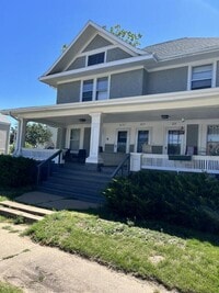 Building Photo - 1215 1/2 2nd Avenue SE - 1