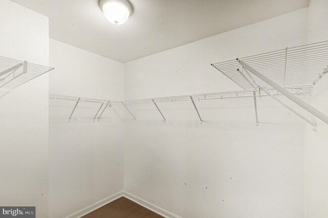 Building Photo - 1304 Gilmore St