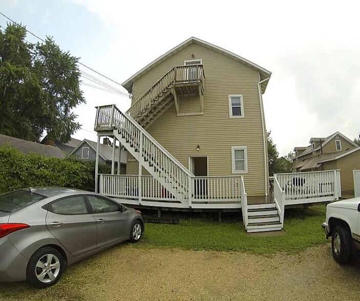 Building Photo - 536 W 5th St