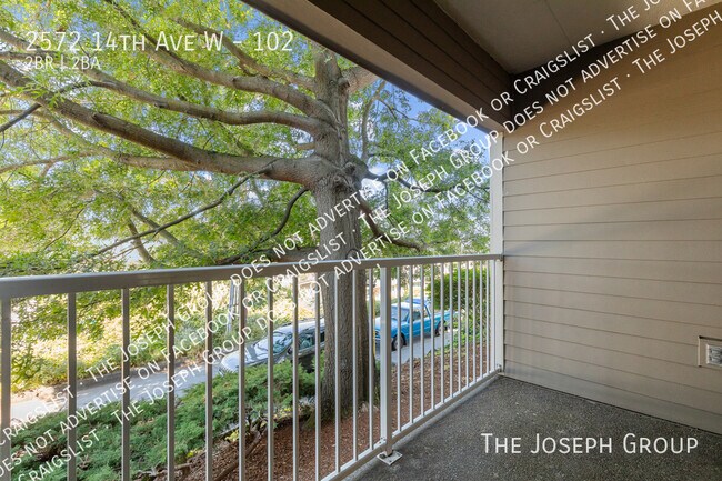 Primary Photo - 2572 14th Ave W
