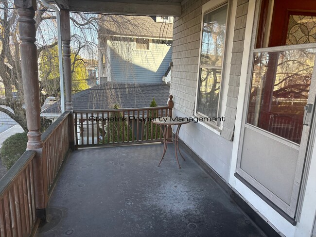 Building Photo - 40 High St