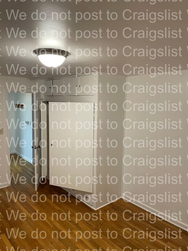 Building Photo - Olympic Hills 4bedroom / 1.5 bath home wit...