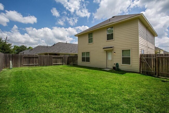 Building Photo - 21427 Palma Grove Way