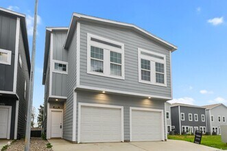 Building Photo - 4919 Paradigm Ln