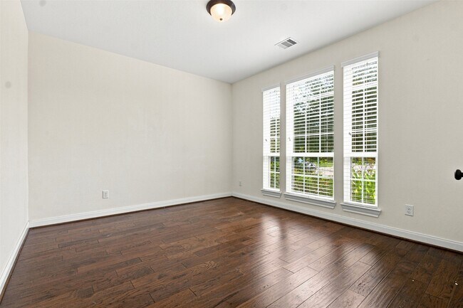 Building Photo - 3020 Rocky Canyon Dr