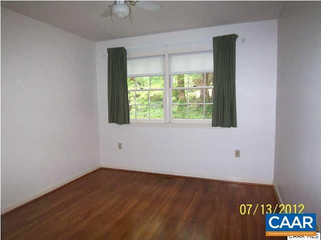 Building Photo - 1725 Yorktown Dr