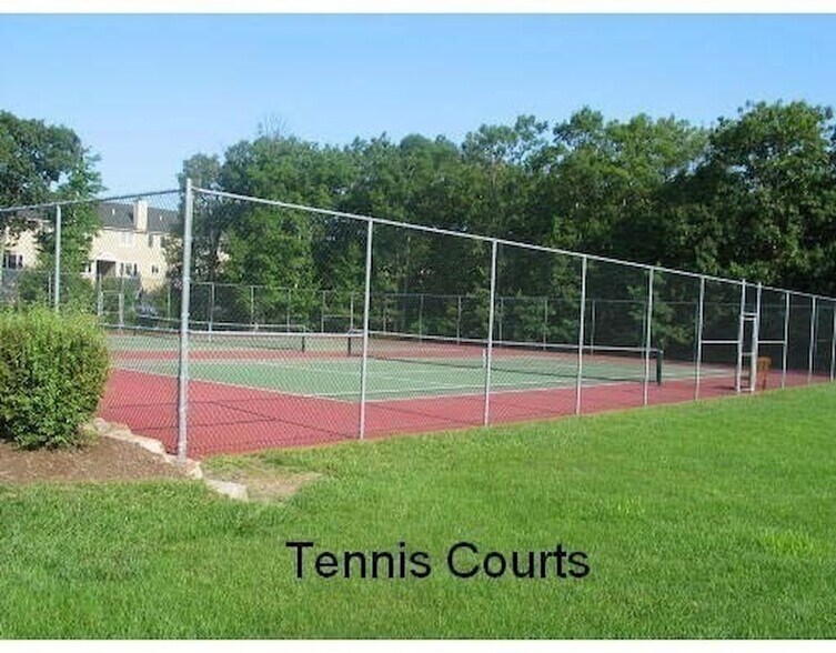 Building Photo - 134 Tyson Commons Ln