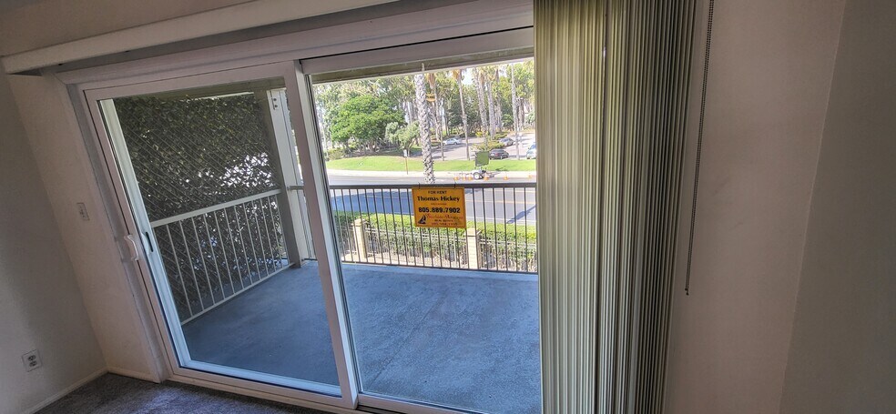 Building Photo - 562 Ebbtide Cir