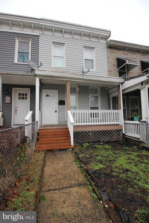 Building Photo - 3501 Chestnut Ave