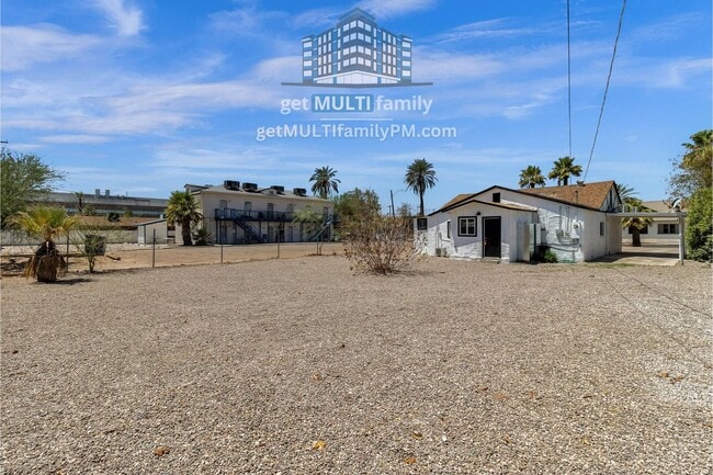 Building Photo - 325 N 17th Dr