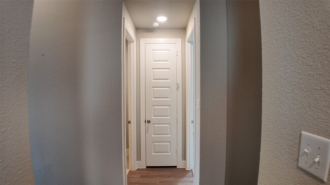 Building Photo - 512 Brockwell Bend