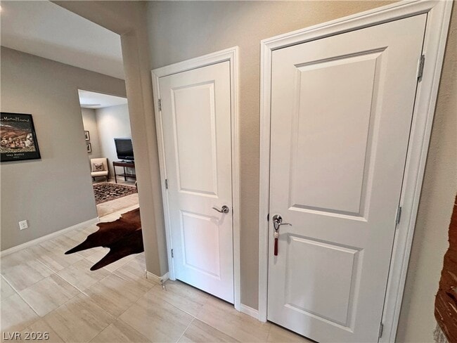 Building Photo - 5245 E La Campana Dr