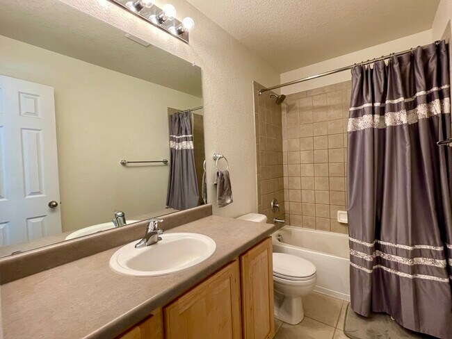 Building Photo - 5614 Blue Mountain Cir