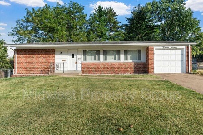 Primary Photo - 1470 Whirlaway Dr